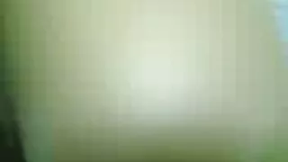 Loira peituda Alanah ...