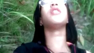 Loira fofinha monta  ...