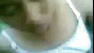 Linda gata asiática  ...