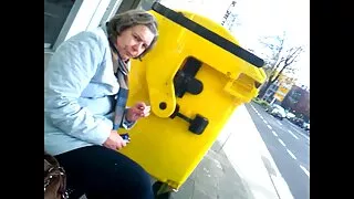 Garota universitária ...